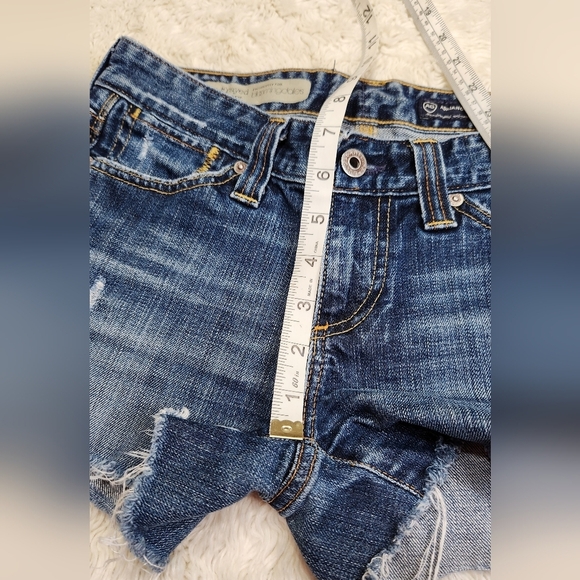 AG Adriano Goldschmied The Frayed Short Exclusivly For Bloomingdales Sz 25 - Picture 8 of 11